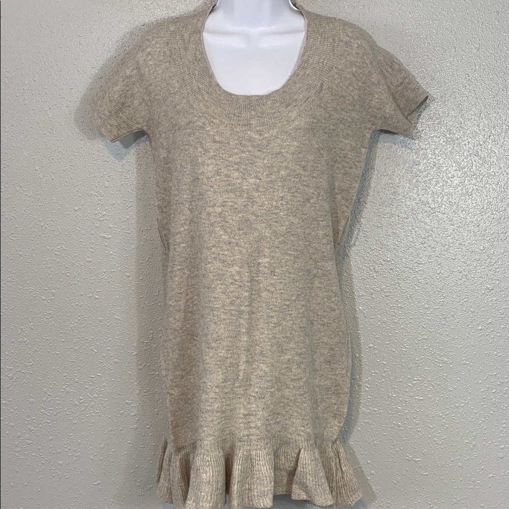 BCBGMAXAZRIA Beige/Gray Short Sleeve Sweater Dress Ruffle Hem Knit Wool/Cashmere
